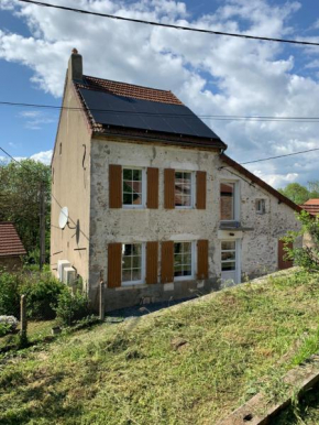 Hotels in Busset